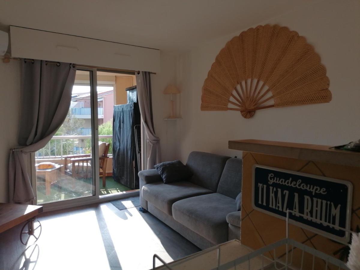 Appartement Au Lagon Bleu A Frejus, Garage, Tennis & Piscine 1200 M2 エクステリア 写真