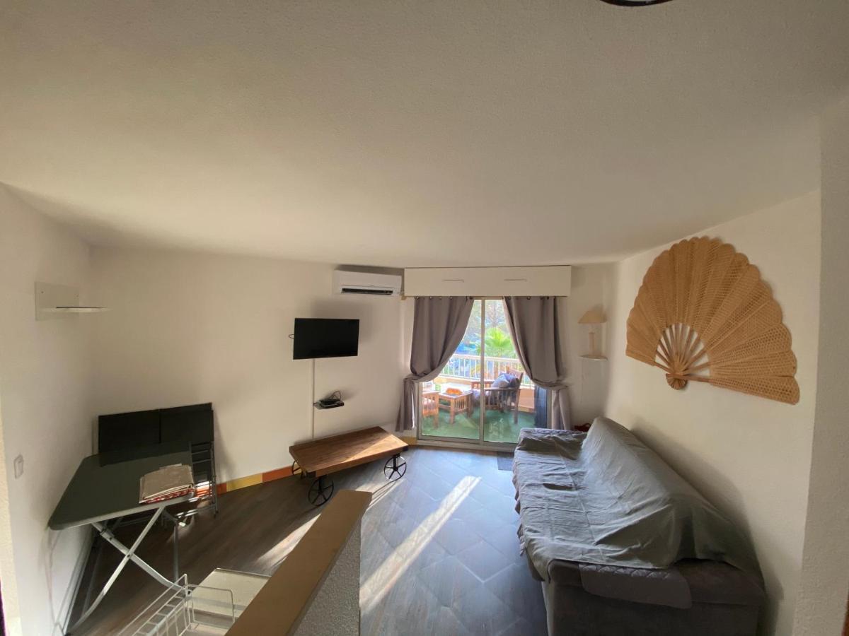 Appartement Au Lagon Bleu A Frejus, Garage, Tennis & Piscine 1200 M2 エクステリア 写真