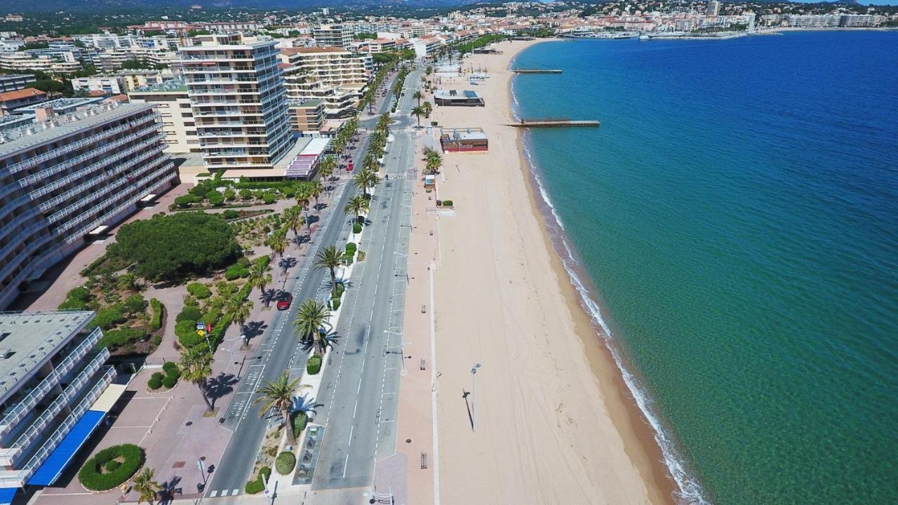 Appartement Au Lagon Bleu A Frejus, Garage, Tennis & Piscine 1200 M2 エクステリア 写真